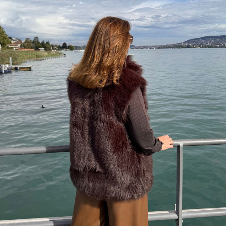 Urbancode London – Reversible Faux Fur Vest choc-brown