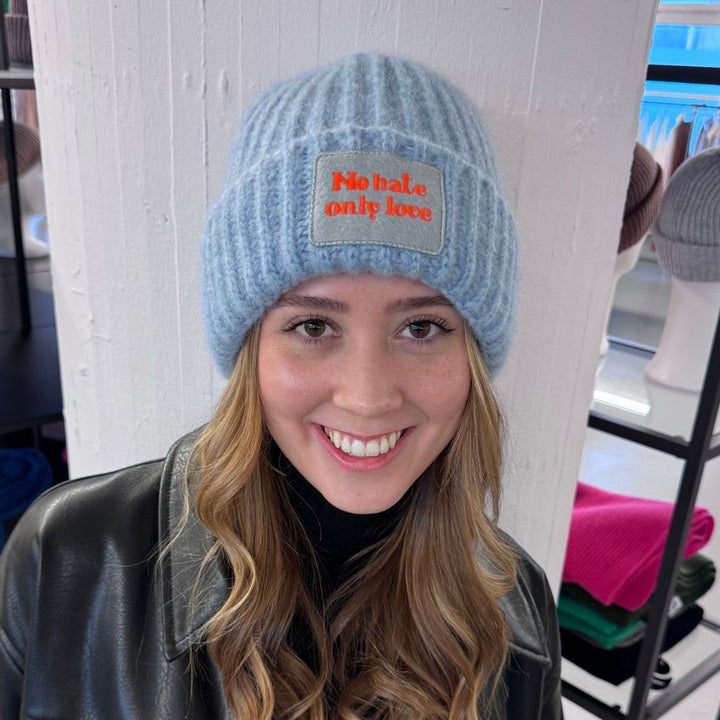 CASHIMAR Mütze "No Hate Only Love" - Farbe Sky Blue