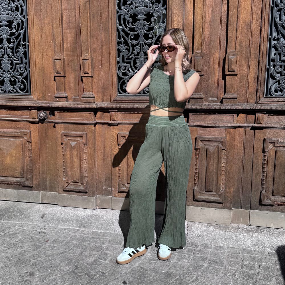 D’ARTEMIDE Alina Top khaki aus Baumwolle, luftiges One-Size-Top in natürlicher Bewegung im Outdoor-Bereich