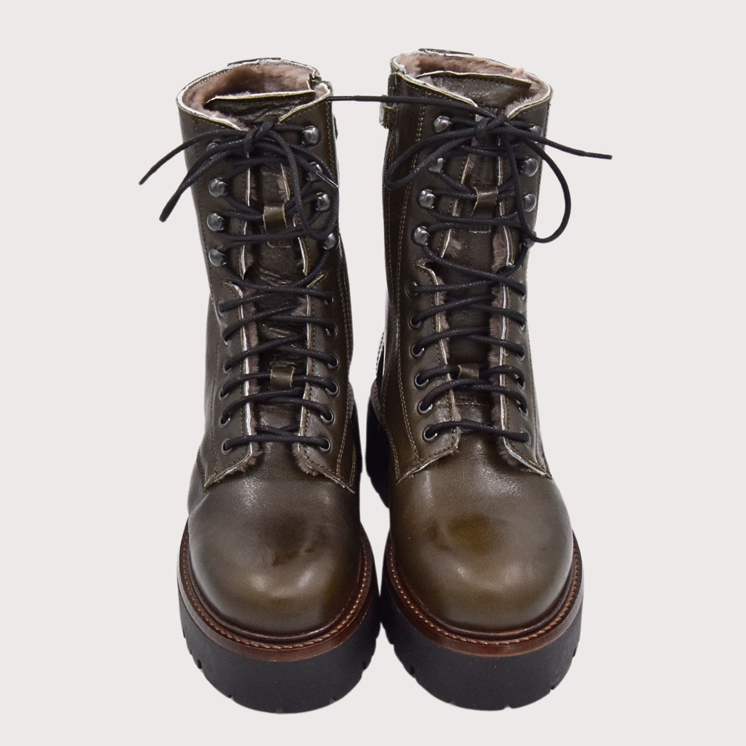 Dianetti Lammfell Schnürboots, Artikel-Nr. 1633 in Tudor Verde - NoAna FASHION BEAUTY STYLING