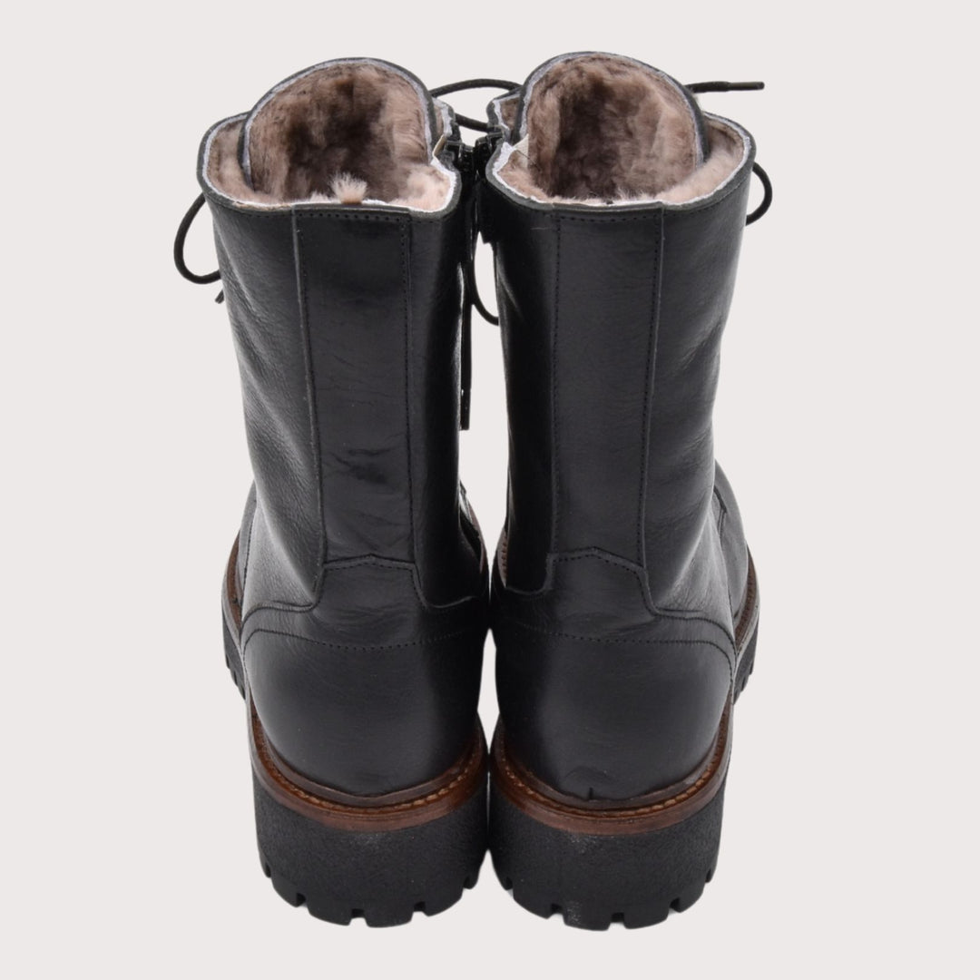 Dianetti Lammfell Schnürboots, Artikel-Nr. 1633 in Tudor nero
