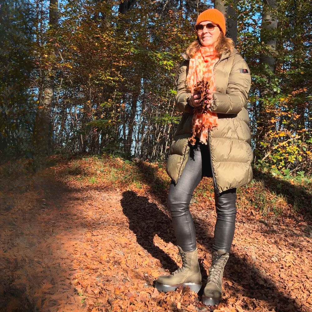 Dianetti Lammfell Schnürboots, Artikel-Nr. 1633 in Palma Muschio - NoAna FASHION BEAUTY STYLING
