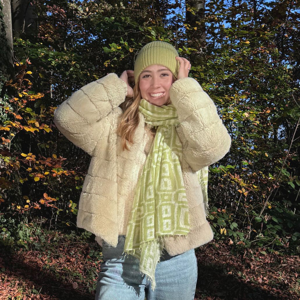 LEOMAX 100% Cashmere Schal "Seventies" in Farbe matcha (hellgrün) EL-S1B - 70 x 200cm - NoAna FASHION BEAUTY STYLING