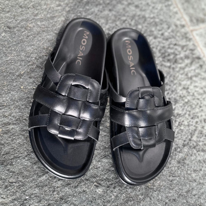 Mosaic Pantoletten in black aus Leder, Paaransicht von vorne