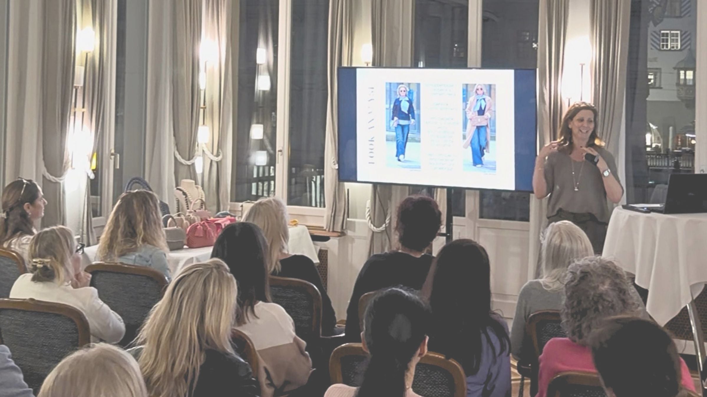 NoAna Styling Workshop mit Janine Hug bei einer professionellen Fashion- und Stilpräsentation vor Publikum in Zürich