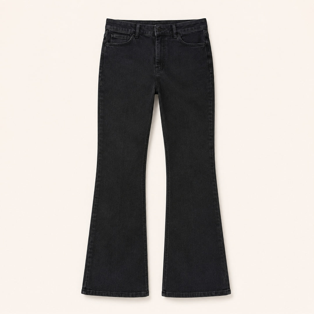 THE.NIM DEBBIE Jeans in Black – Vorderansicht