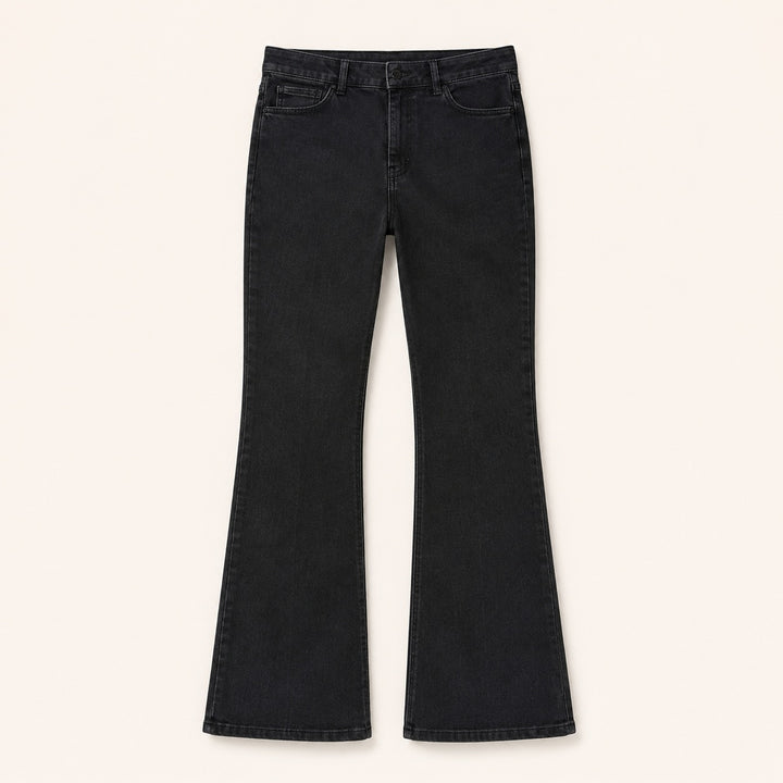 THE.NIM DEBBIE Jeans in Black – Vorderansicht
