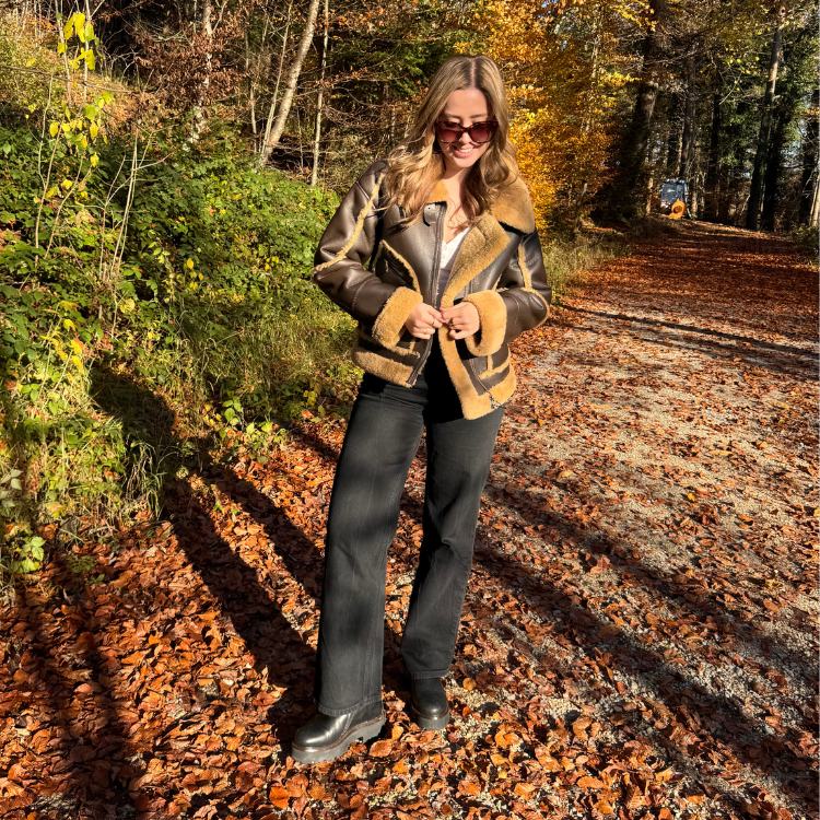 Vegancode London – Vegan Leather Bomber Jacket Braun-Caramel