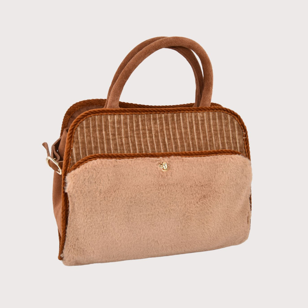 ViaMailBag Sharon Velvet Tasche mit Fronttasche in Pelzoptik und feiner Rippenstruktur aus Cord