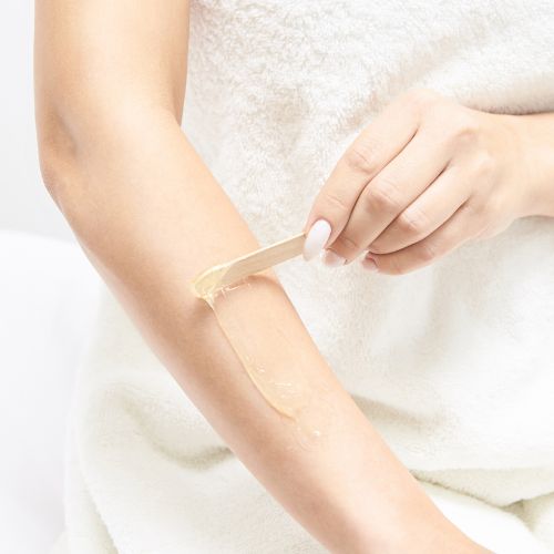 Waxing Arme - NoAna FASHION BEAUTY STYLING